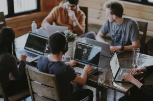 Entenda como a consultoria empresarial auxilia a aumentar o lucro.