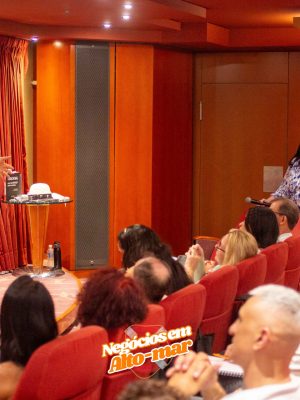 Negócios em Alto Mar [Segundo dia]-388